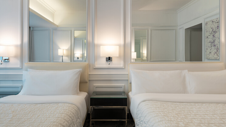 Le Meridien Mina Seyahi Beach Resort & Waterpark